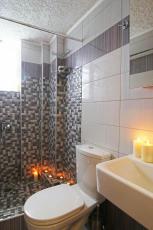 bathroom1.jpg